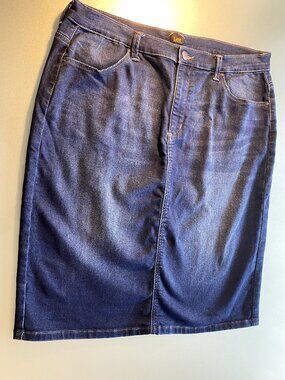 Lee Denim Pencil Skirt Relaxed Fit Zip Fly Below Knee Midi 2% Spandex Size 16 36